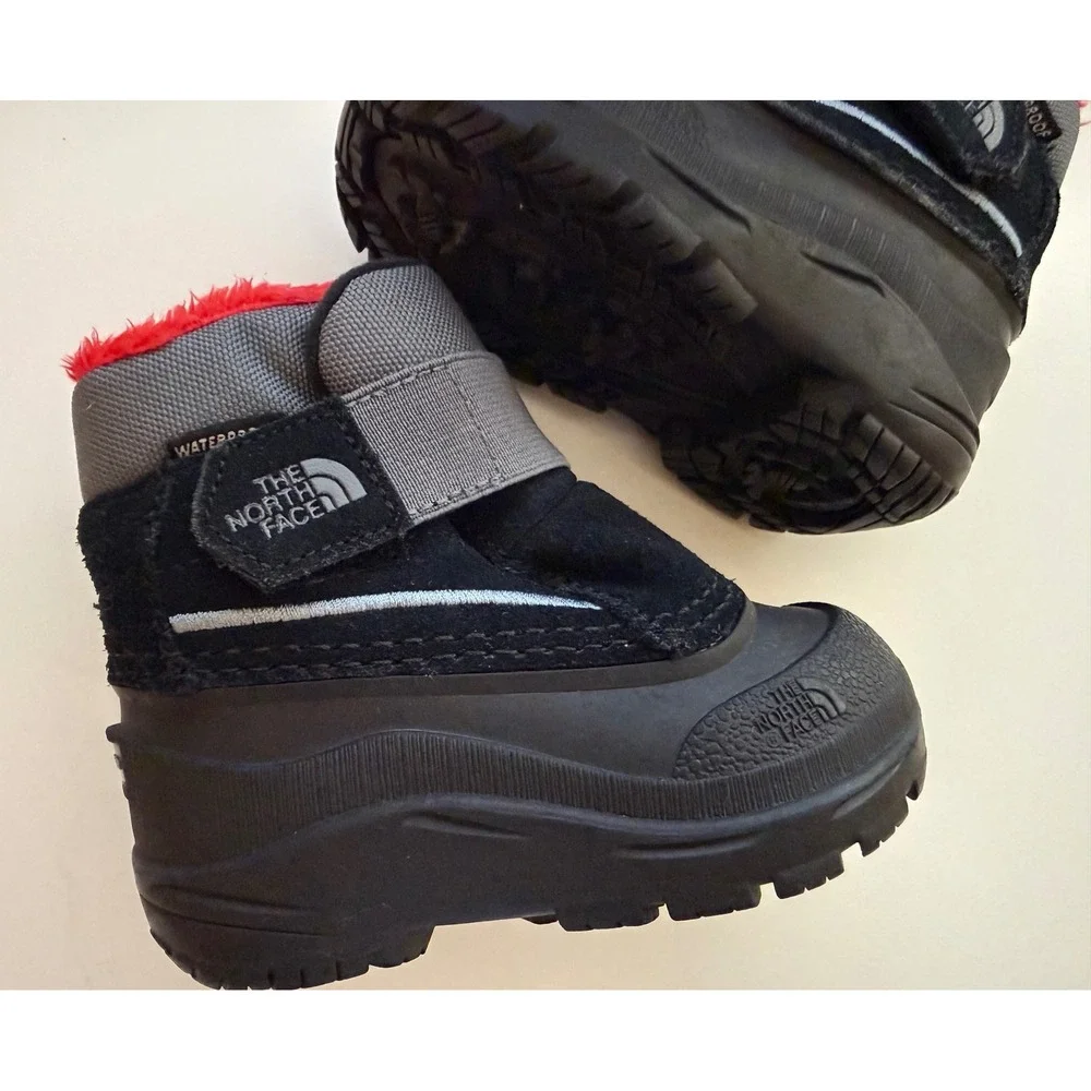 The North Face Alpenglow II Winter Snow Boots Toddler 5 Black Waterproof Slip-On